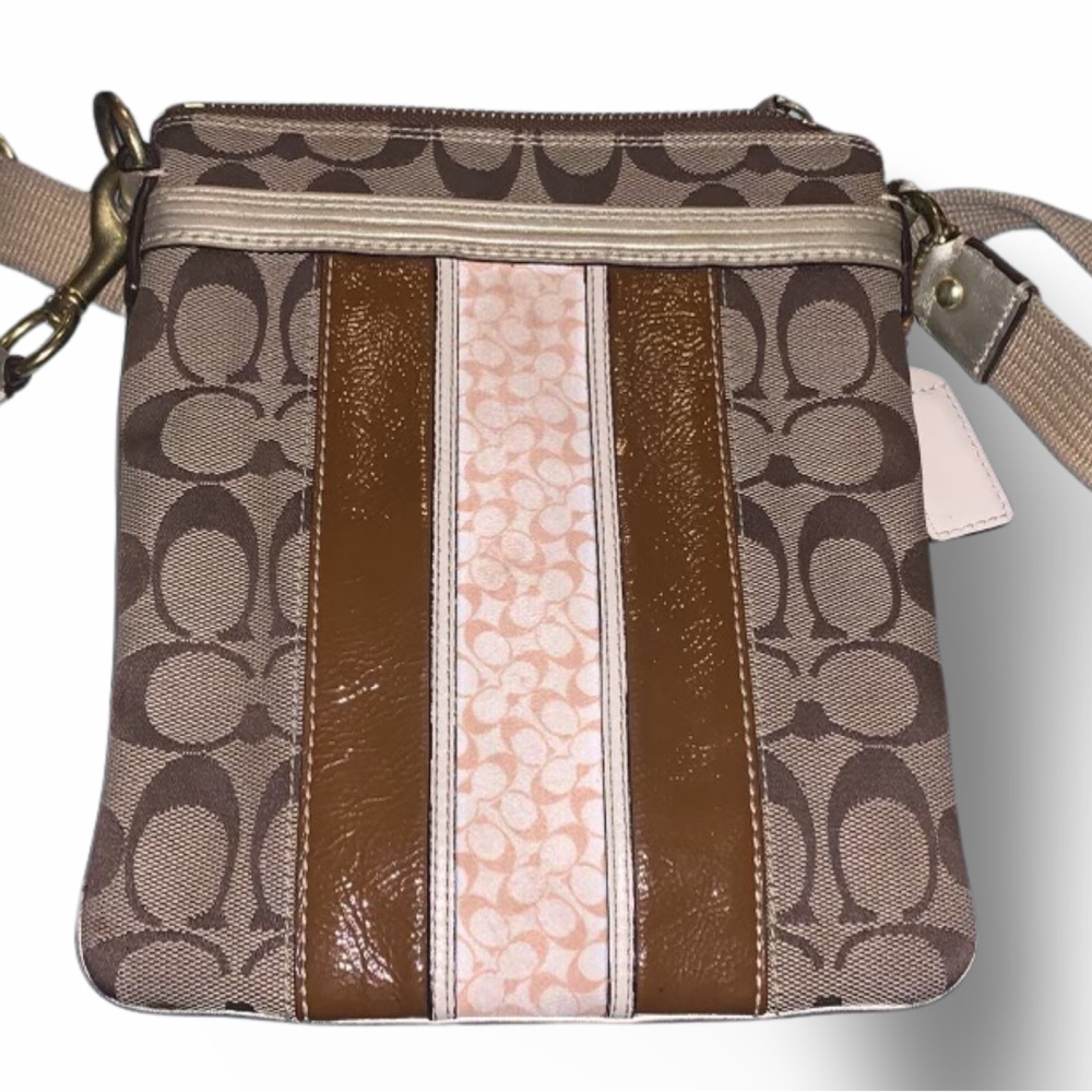COACH Coach Canvas Crossbody Bag 👛